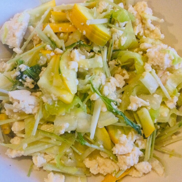 水菜とズッキーニの豆腐サラダ